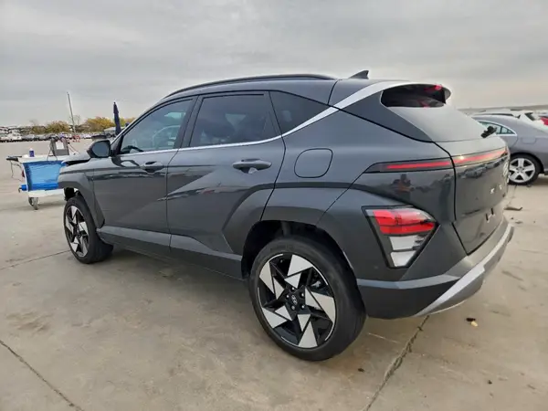 KM8HECA36RU030488 2024 HYUNDAI KONA - Image 2