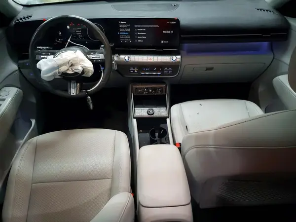 KM8HECA37RU024182 2024 HYUNDAI KONA - Image 8