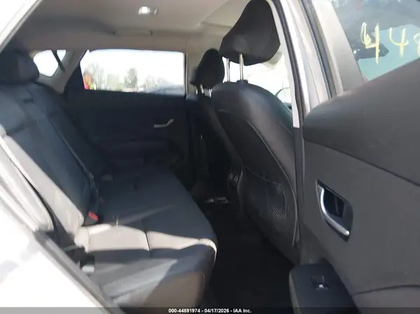 KM8HECA38SU196369 2025 HYUNDAI KONA - Image 8
