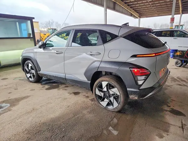 KM8HECA38SU233775 2025 HYUNDAI KONA - Image 2