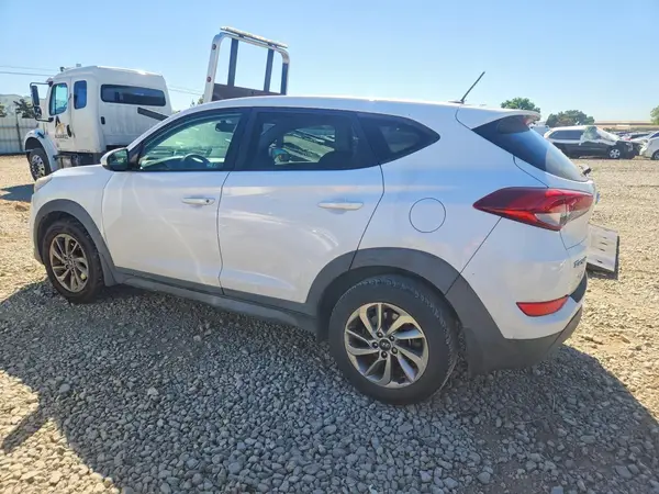 KM8J23A40GU125242 2016 HYUNDAI TUCSON - Image 2