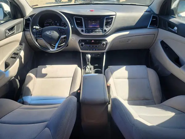 KM8J23A40GU125242 2016 HYUNDAI TUCSON - Image 8
