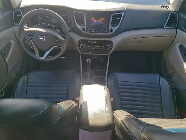 KM8J23A40GU200313 2016 HYUNDAI TUCSON - Image 8