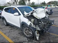 KM8J23A40GU209755 2016 HYUNDAI TUCSON