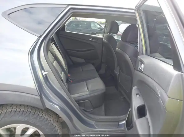 KM8J23A40GU235952 2016 HYUNDAI TUCSON - Image 8