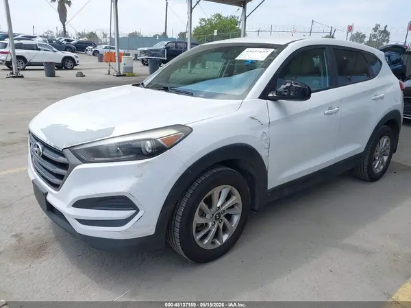 KM8J23A40GU248006 2016 HYUNDAI TUCSON - Image 2