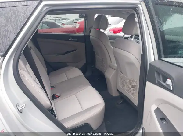 KM8J23A40GU257059 2016 HYUNDAI TUCSON - Image 8