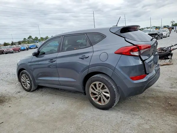 KM8J23A40HU254678 2017 HYUNDAI TUCSON - Image 2