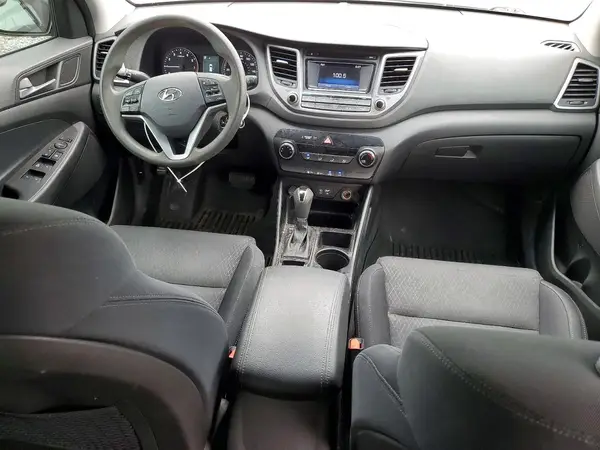 KM8J23A40HU254678 2017 HYUNDAI TUCSON - Image 8