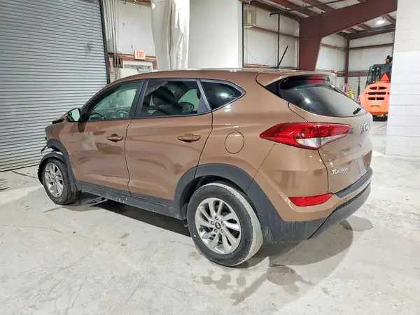 KM8J23A40HU267849 2017 HYUNDAI TUCSON - Image 2