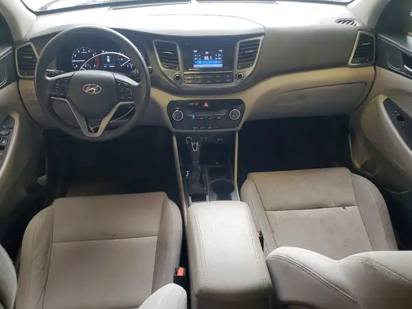 KM8J23A40HU269083 2017 HYUNDAI TUCSON - Image 8
