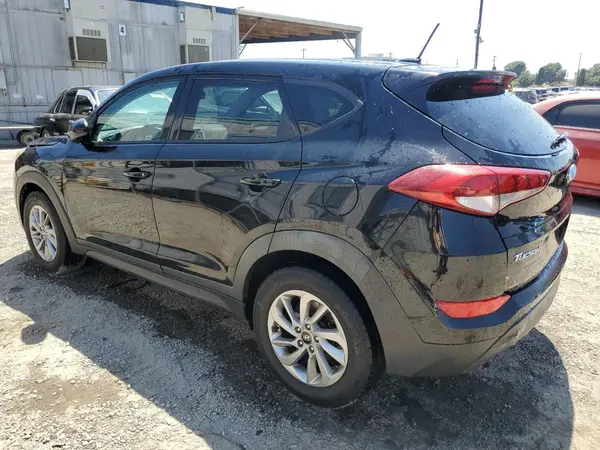 KM8J23A40HU282951 2017 HYUNDAI TUCSON - Image 2