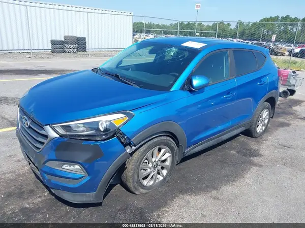 KM8J23A40HU332327 2017 HYUNDAI TUCSON - Image 2