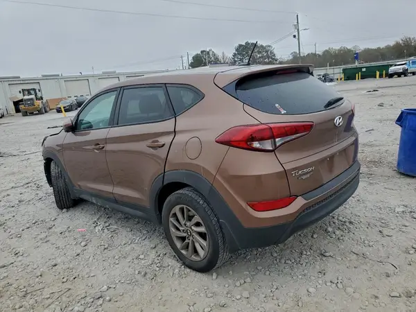 KM8J23A40HU342484 2017 HYUNDAI TUCSON - Image 2