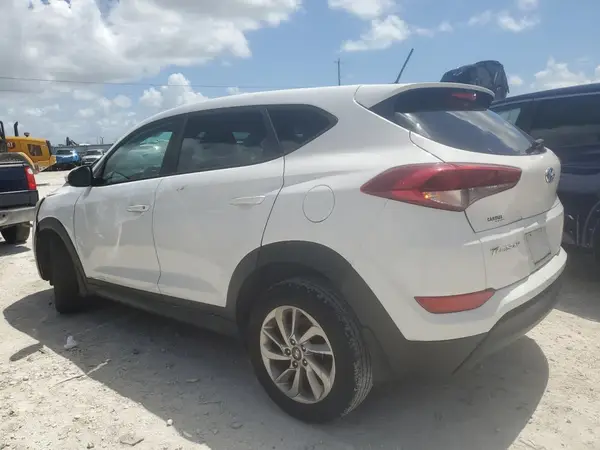 KM8J23A40HU351539 2017 HYUNDAI TUCSON - Image 2