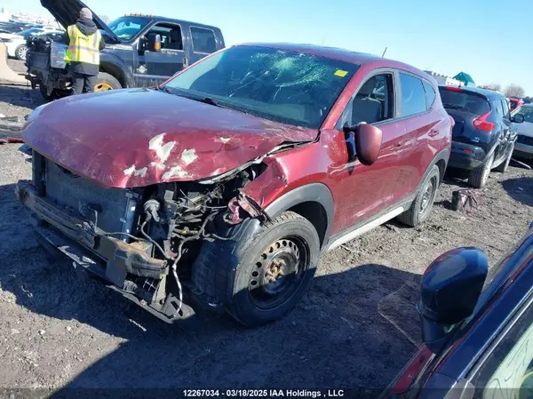 KM8J23A40HU358023 2017 HYUNDAI TUCSON - Image 2