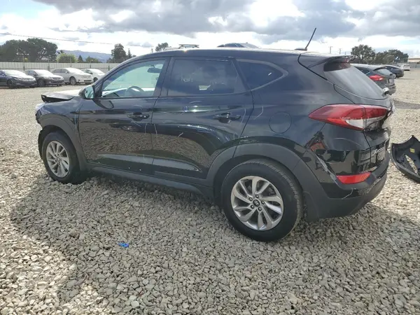 KM8J23A40HU376554 2017 HYUNDAI TUCSON - Image 2