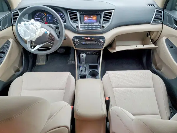 KM8J23A40HU396951 2017 HYUNDAI TUCSON - Image 8