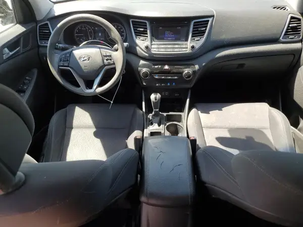KM8J23A40HU423081 2017 HYUNDAI TUCSON - Image 8