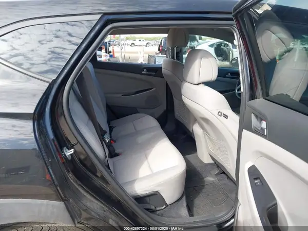 KM8J23A40HU436719 2017 HYUNDAI TUCSON - Image 8