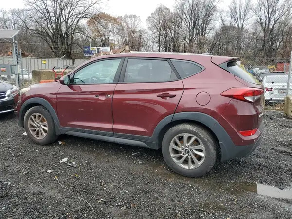 KM8J23A40HU438485 2017 HYUNDAI TUCSON - Image 2