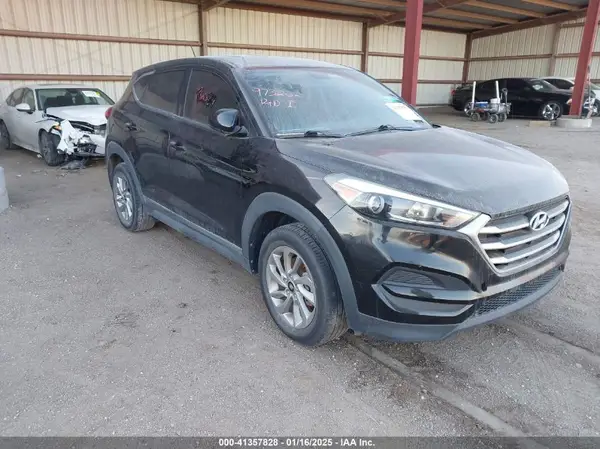 KM8J23A40HU440009 2017 HYUNDAI TUCSON - Image 1