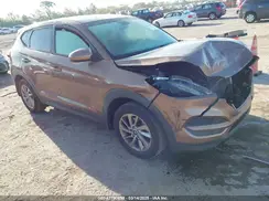 KM8J23A40HU525982 2017 HYUNDAI TUCSON