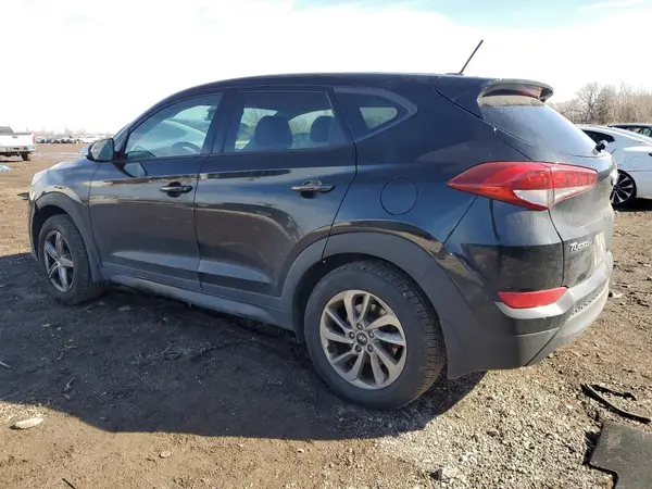 KM8J23A40HU539073 2017 HYUNDAI TUCSON - Image 2