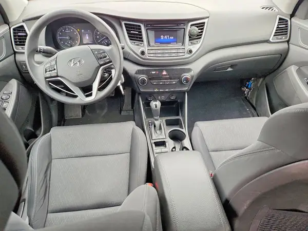 KM8J23A40HU555998 2017 HYUNDAI TUCSON - Image 8