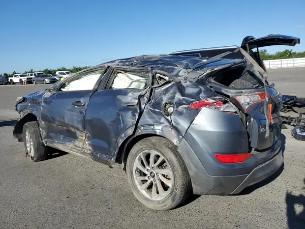 KM8J23A40HU575538 2017 HYUNDAI TUCSON - Image 2