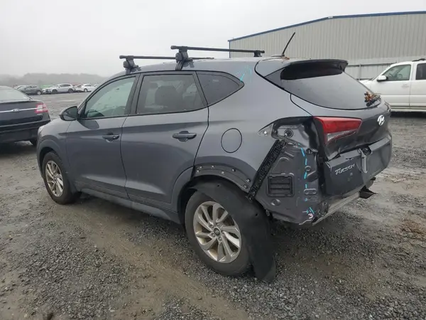 KM8J23A40HU576673 2017 HYUNDAI TUCSON - Image 2