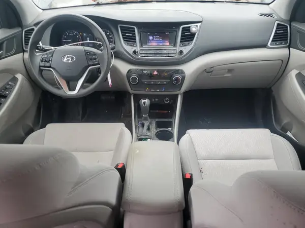 KM8J23A40HU576673 2017 HYUNDAI TUCSON - Image 8
