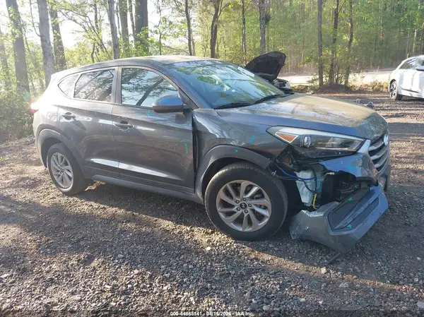 KM8J23A40HU578892 2017 HYUNDAI TUCSON - Image 1