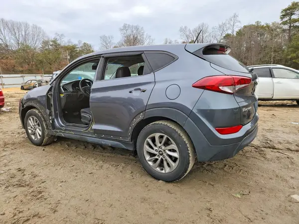 KM8J23A40HU594493 2017 HYUNDAI TUCSON - Image 2