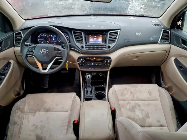 KM8J23A40HU596079 2017 HYUNDAI TUCSON - Image 8
