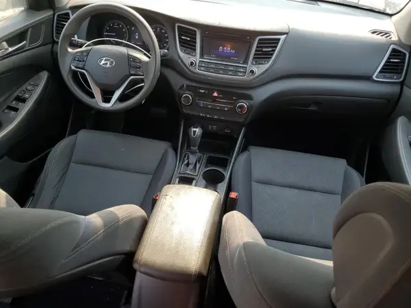 KM8J23A40JU627949 2018 HYUNDAI TUCSON - Image 8