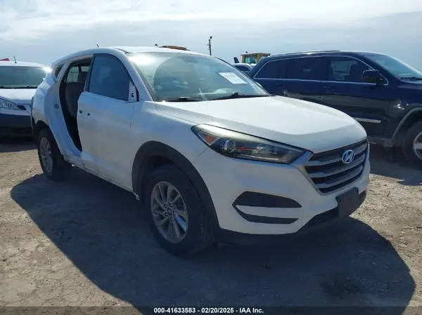 KM8J23A40JU669361 2018 HYUNDAI TUCSON - Image 1