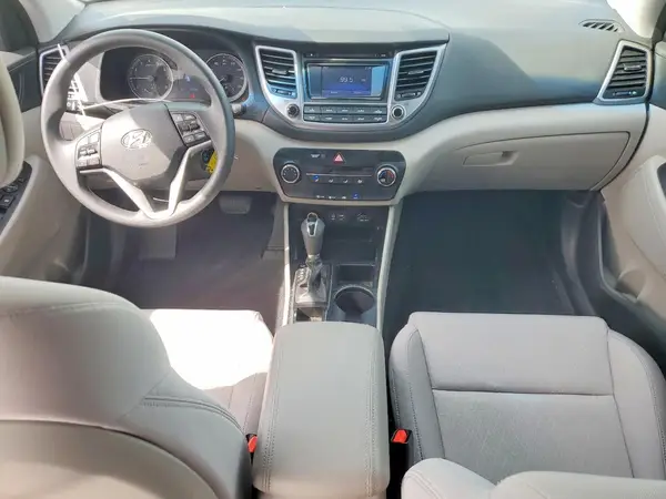 KM8J23A40JU675239 2018 HYUNDAI TUCSON - Image 8