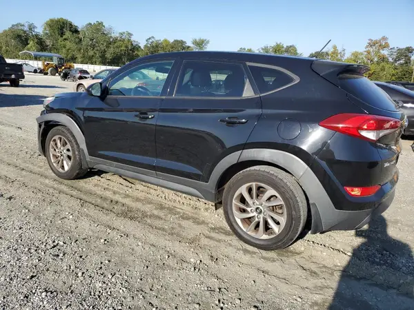 KM8J23A40JU695605 2018 HYUNDAI TUCSON - Image 2