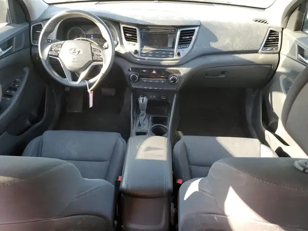 KM8J23A40JU695605 2018 HYUNDAI TUCSON - Image 8
