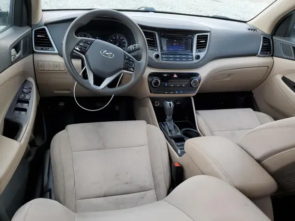 KM8J23A40JU797521 2018 HYUNDAI TUCSON - Image 8