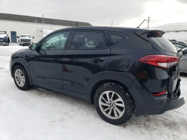 KM8J23A40JU798779 2018 HYUNDAI TUCSON - Image 2