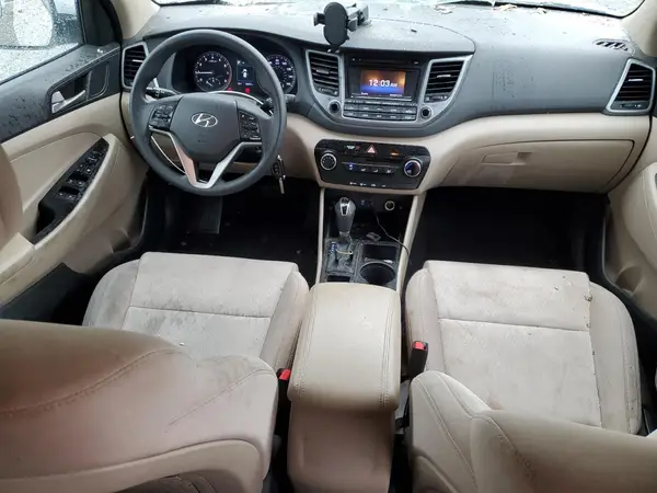 KM8J23A40JU825382 2018 HYUNDAI TUCSON - Image 8
