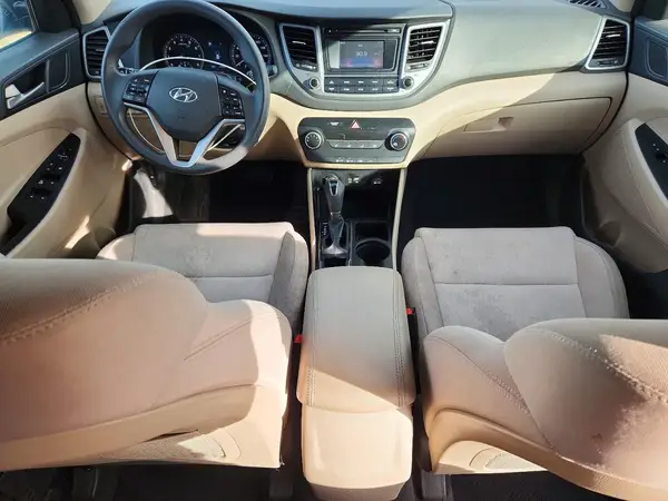 KM8J23A40JU835829 2018 HYUNDAI TUCSON - Image 8