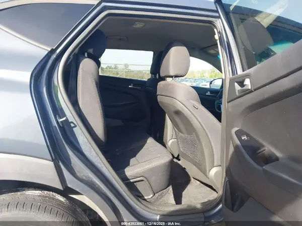 KM8J23A40KU001576 2019 HYUNDAI TUCSON - Image 8