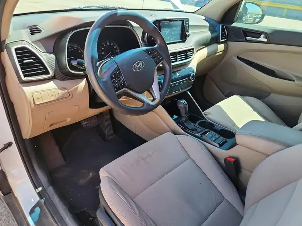 KM8J23A40KU058053 2019 HYUNDAI TUCSON - Image 8