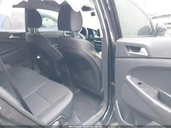 KM8J23A40KU868802 2019 HYUNDAI TUCSON - Image 8