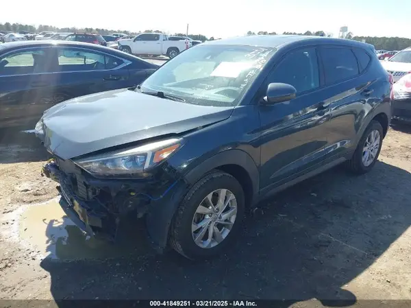 KM8J23A40KU894803 2019 HYUNDAI TUCSON - Image 2