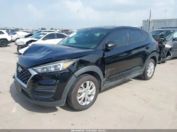 KM8J23A40KU905802 2019 HYUNDAI TUCSON - Image 2