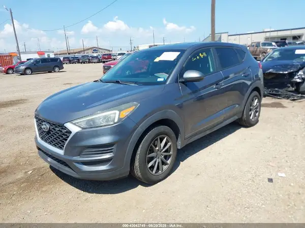 KM8J23A40KU916007 2019 HYUNDAI TUCSON - Image 2